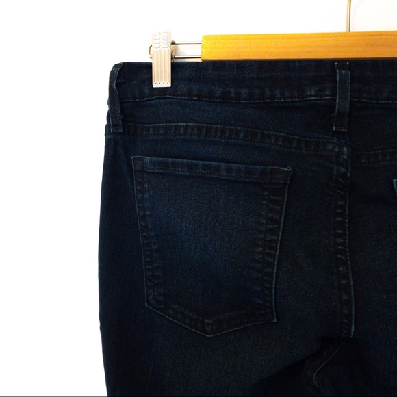 Guess Los Angeles Women Size 30x32 Mid-Rise - Picture 10 of 11